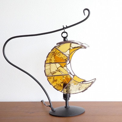 Nijiiro Lamp ステンドグラスのテーブルランプ　月 アンバー