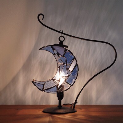 Nijiiro Lamp ステンドグラスのテーブルランプ　月 ペールブルー