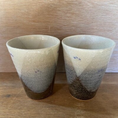 瀬戸焼・窯元　酸化志野釉かけ分け柄　タンブラー　中・中セット