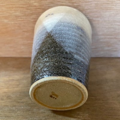 瀬戸焼・窯元　酸化志野釉かけ分け柄　タンブラー　中