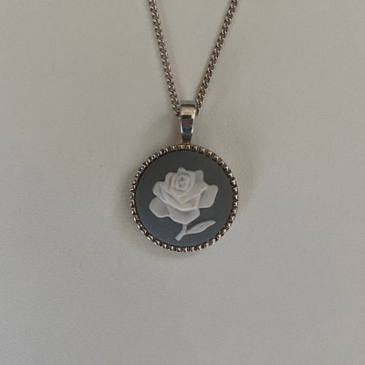 【ROUND】 バラシルバーペンダント　グレー