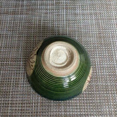 瀬戸焼織部菊抜茶碗(大)