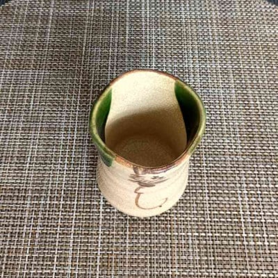 瀬戸焼織部つた柄長湯呑(小)