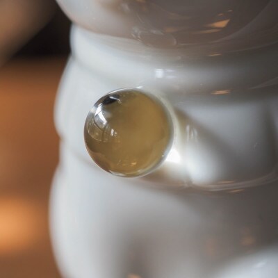 【招き猫】瀬戸焼 Jeramic 2体セット　水晶(4月)