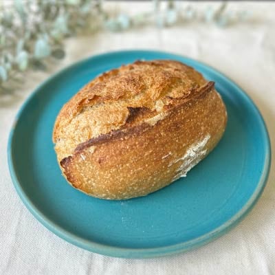 Australian Sourdough 2種セット《全粒粉入り・シード 各1個》