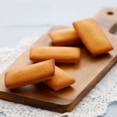 【無添加スイーツ詰め合わせ】八頭のバウム焼き菓子ギフトセット〈大江ノ郷自然牧場より直送〉