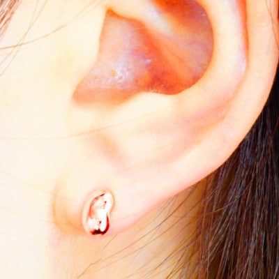 小豆 ピアス K18PG