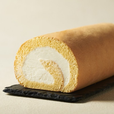 原材料までしっかりこだわった 然オリジナルロールケーキ