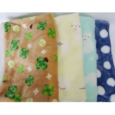 【保護猫応援!】グッズセット　ひざ掛け小、オリジナルカレンダー、手作りアクリルたわし入り