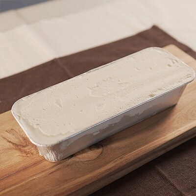 レアチーズとスフレのWチーズケーキ