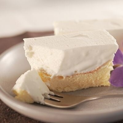 地鶏卵のロールケーキとWチーズケーキのセット