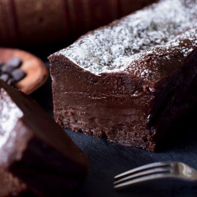 【小麦粉不使用】濃厚ガトーショコラ ベルギー産クーベルチュール 5〜6人 しっとり おすすめスイーツ