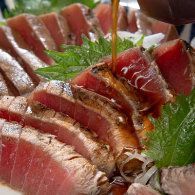 本マグロ 中トロ 藁焼き たたき150g 黒潮本まぐろ 本マグロ まぐろ マグロ 冷凍 田野屋銀象