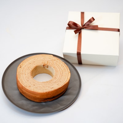 大人気 ケーキ屋さんのバームクーヘン おやつ しっとり ギフト スイーツ 焼菓子 バウムクーヘン