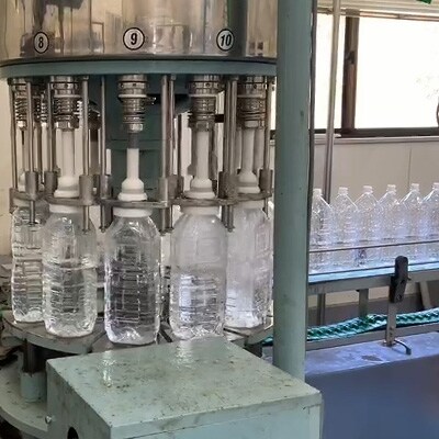 【5年 保存水】4人家族で3日分の備蓄量 2L×18本(36L/3箱)