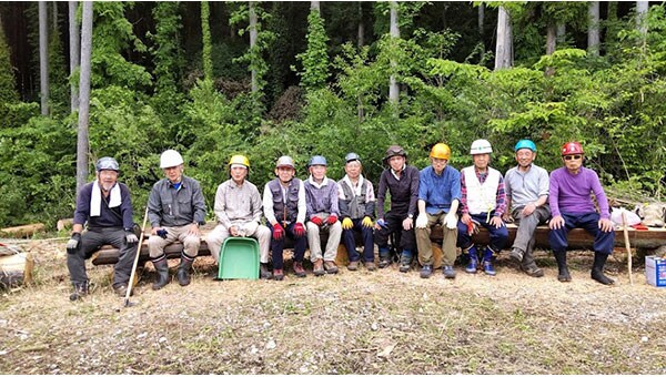 宇都宮県立自然公園に指定されている古賀志山地の環境整備、保全活動、啓発活動