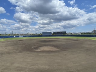 夏の甲子園予選会場・藤沢市「八部公園野球場」 …