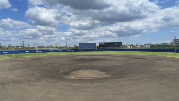 夏の甲子園予選会場・藤沢市「八部公園野球場」 外野防護マット改修プロジェクト