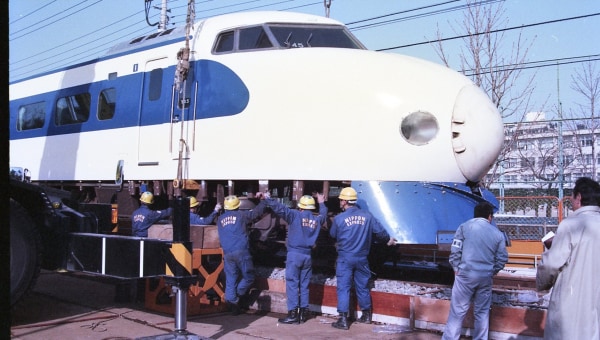【第2弾】新幹線0系車両を昭島市のランドマークに!~塗装修繕と屋根架設の実施~