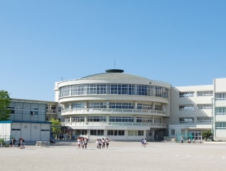 全国にわずか5つ!朝日小学校円形校舎3Dデータ化プ…