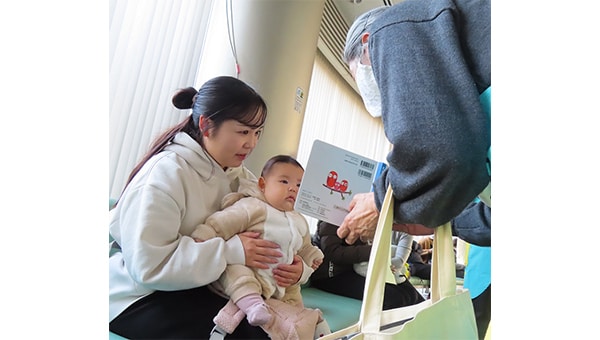 日本一の読書のまち三郷　図書館のこどもの本を充実させたい!
