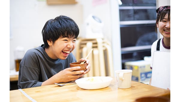 困難を抱える子どもたちが安心して「当たり前の日常」を過ごせる居場所を守りたい